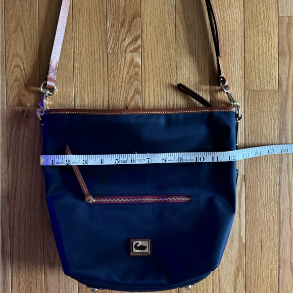 Dooney & Bourke Navy Blue with Tan Nylon Crossbody Hobo Bag.   NWOT - Picture 7 of 8